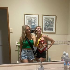 Meet your Posher, Emma